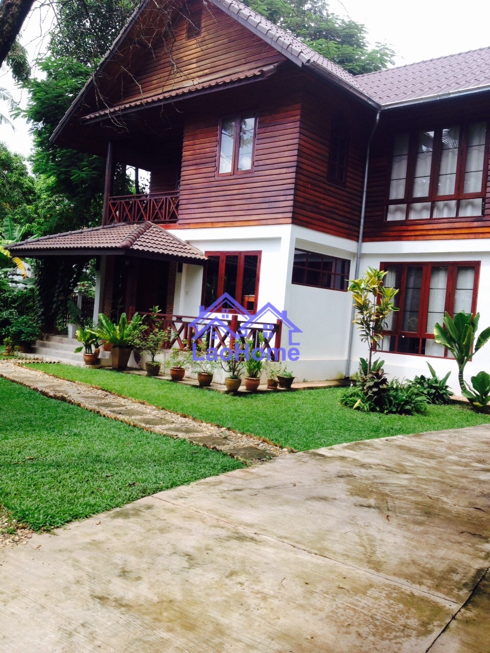 Lovely home with amazing kitchen